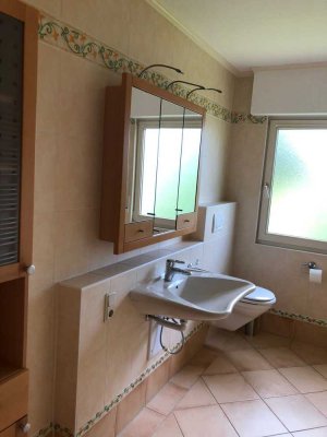 Helle 3-Zimmer-Wohnung mit großem Balkon und Gartenanteil in ruhiger Lage – Nähe A3
