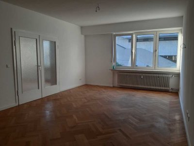 Charmante, sanierte 3-Zimmer-Wohnung mit Balkon in Darmstadt