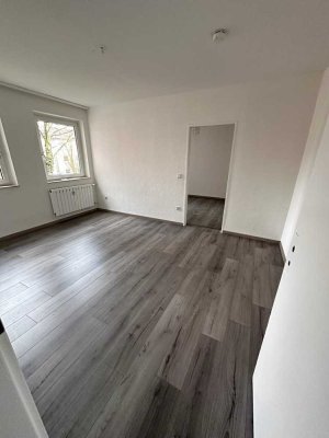 Sanierte 3,5 Zimmer Wohnung mit 67m² in Duisburg Wanheim!!!