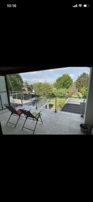 Großzügige 5,5-Raum-Wohnung mit Balkon und Einbauküche in Alsdorf-Hoengen