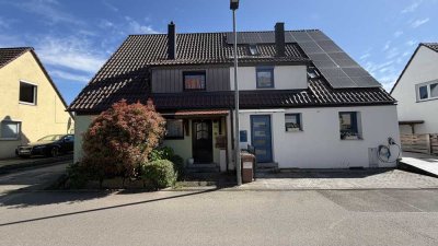 Ein-/Zweifamilienhaus in ruhiger Anwohnerstrasse in Neuwirtshaus auf Egrossem rbpachtgrundstück