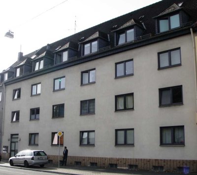 Provisionfrei, 1-Zi Apartment, renoviert, ruhig zum Innenhof