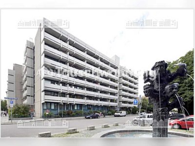 Tauschwohnung: Traumlage im Herzen Schwabings – Großzügiger Balkon mit Sonn