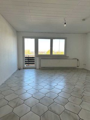 Renovierte 3-Zimmerwohnung mit Balkon