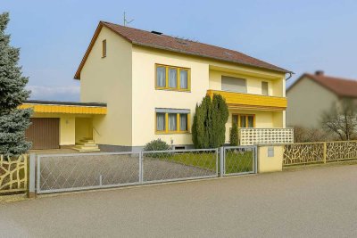 Gepflegtes, großes, charmantes Wohnhaus, 3 abgeschl. Einheiten - Bestlage in Straubing-Kagers