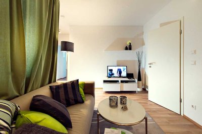 Wohnen auf Zeit: Möblierte 2 Zimmerwohnung mit 1 Terrasse sowie 1 Stellplatz