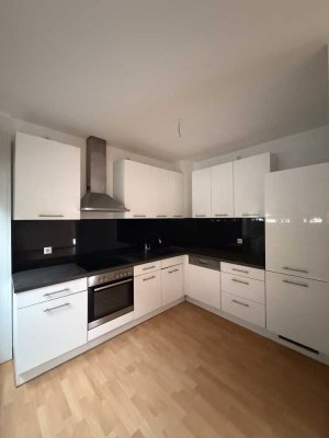 Großzügige 5-Zimmer-Wohnung mit Balkon in Blankenfelde-Mahlow
