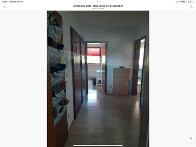 Gepflegte, ruhige 2-Raum-Wohnung mit EBK in Augsburg