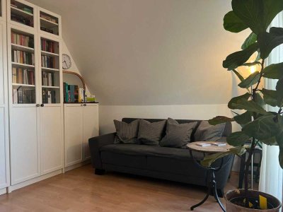 Zuhause mit 3 Zimmern und Balkon in Augsburg