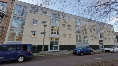 Geräumige 2-Raumwohnung mit Balkon und Tiefgaragenstellplatz