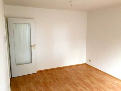 Ruhige Lage, gepflegte 2-Zimmer-Maisonette-Wohnung mit geh. Innenausstattung mit EBK in Ellerbek