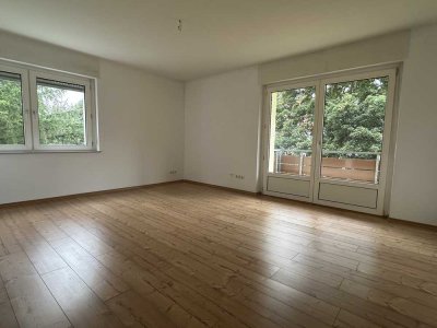 bezahlbare 2-Zi.-Wohnung mit Balkon
