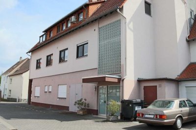 Luxuriöse Eigentumswohnung mit ca. 181 m² und Gewerbeeinheit mit ca. 145 m² - über zwei Etagen