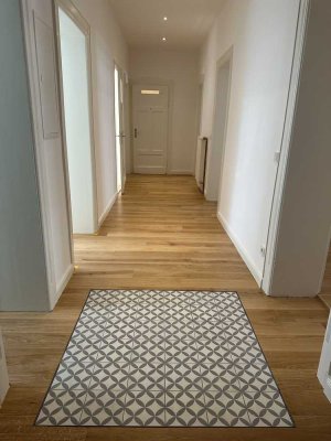 Stilaltbau in Toplage Nähe Bebelplatz - Erstbezug nach Kernsanierung