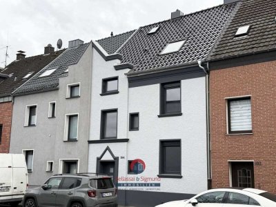 RHEYDT: FÜR DIE GANZE FAMILIE - 2025 SANIERTES STADTHAUS MIT 150QM & GARTEN & STELLPLATZ