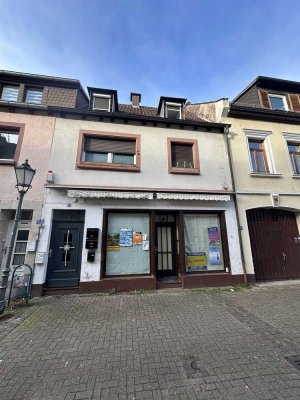 Wohn- und Geschäftshaus-Fußgängerzone- 1 Ladengeschäft - 3 Wohnungen