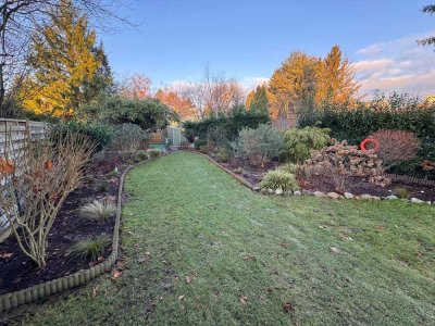 Lichterfelde: EFH (vermietet) ca 80 m² Wohnen mit ca. 500 m² Traumgrundstück per SOFORT zu VERKAUFEN