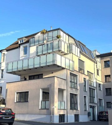 **** Exklusives Penthouse mit großzügigen Außenflächen und freiem Blick über die Stadt....****