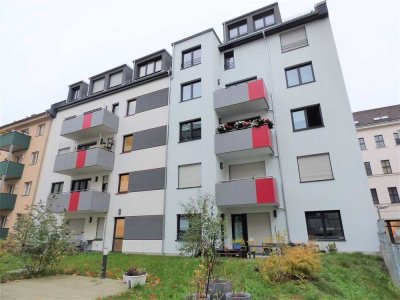 Zentrum-Südost! Wunderschöne 5 Zi. Whg., Parkett, 2 Bäder, Gäste WC, AK, Dachterrasse!!!