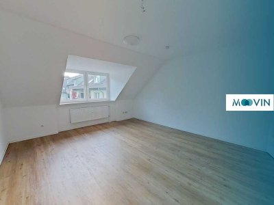 Helle und frisch renovierte 4-Zimmer-Dachgeschosswohnung