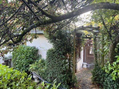 Wi-Komponistenviertel - 2 Familienhaus plus Dachstudio