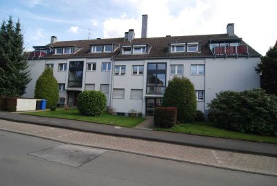 Attraktive 1-Zimmer-Wohnung mit Balkon und Einbauküche in Solingen-Gräfrath