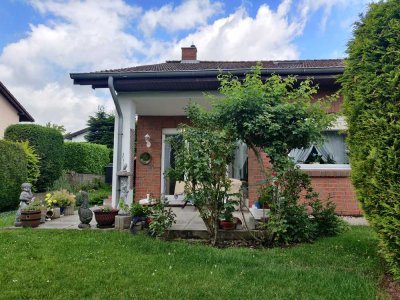 Familienparadies mit Einliegerwohnung: Großzügiges Einfamilienhaus mit Garten in Mettmann Süd
