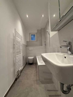 Moderne und großzügige 3-Zimmer-Wohnung in einem sehr gepflegten MFH in der Calenberger Neustadt