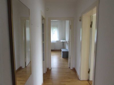 ,Besichtigung nach Vereinbarung - Zweifamilienhaus+Loft- ,bezugsfrei - Garage ,plus  Baugrundstück ,