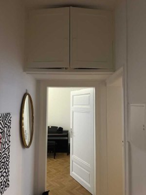 Schöne 2-Zimmer Wohnung im Altbaucharme