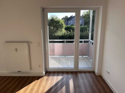 WWS - schöne Single-Wohnung mit Balkon und EBK