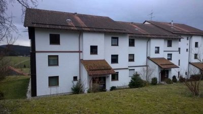 Helle 2-Zimmer-Wohnung mit Balkon in Regen