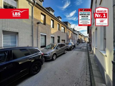 Reihenmittelhaus in Krefeld-Stadtmitte mit Garage & Gartenoase