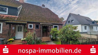 Kleines Reihenendhaus mit eigenem Grundstück und Stellplatz in zentraler Lage von Schleswig