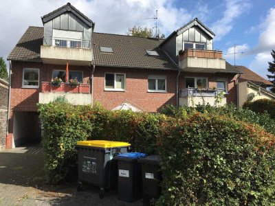 Schöne 3 Zimmer Wohnung in ruhiger Seitenstraße mit Balkon zur Hofseite in Neudorf Aktienstraße