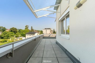 Lichtdurchflutete 4-Zimmer-Wohnung mit großzügiger Dachterrasse in zentrumsnaher Ruhelage