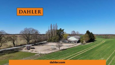 Hofgebäude mit herrlichem Weitblick in die Natur