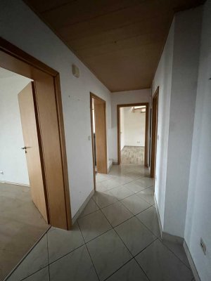 Attraktive 5-Raum-Maisonette-Wohnung mit EBK und Sauna in Münsingen