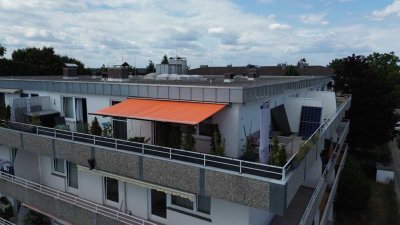 Frei ab 01.08.2025! Große Dachterrasse, ruhige Lage, Traumblick