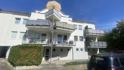 Moderne Neubauwohnung mit großem Balkon