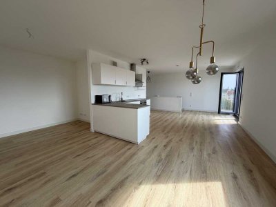 Lichtdurchflutete 4-Zimmer-Maisonettewohnung mit Balkon!
