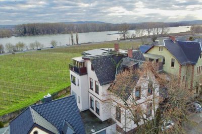 Geräumige 4-Parteien Altbauvilla mit Blick auf den Rhein!