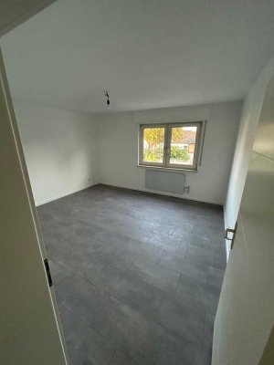 Charmante 2-Zimmer-Wohnung - frisch saniert & sofort bezugsbereit 42qm