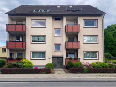 Freundliche und vollständig renovierte 2,5-Zimmer-Erdgeschosswohnung mit Balkon in Bochum