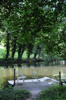 Exklusives, möbliertes 1-Zimmer-Apartment mit Balkon und EBK am See in Berlin