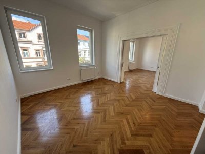 3 Zimmer Altbauwohnung mit Balkon Zentrum
