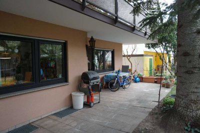 Ruhige Erdgeschosswohnung mit Terrasse und Garten in Mannheim Seckenheim