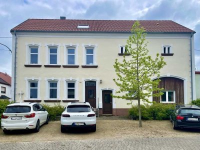 Charmantes und saniertes Bauernhaus mit separater Wohnung und Garten in Saarlouis OT zu verkaufen