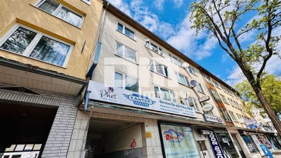 Modernisiertes Mehrfamilienhaus mit 8 Wohneinheiten und 2 Gewerbeflächen