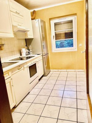 Helle 2-Zimmer-Wohnung in Halstenbek